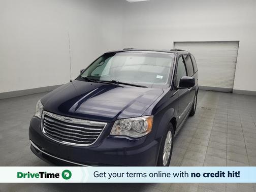 2016 Chrysler Town & Country Touring