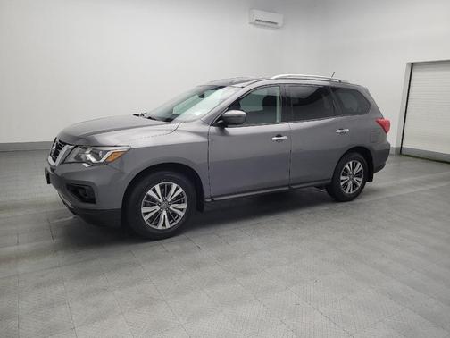 2018 Nissan Pathfinder SV