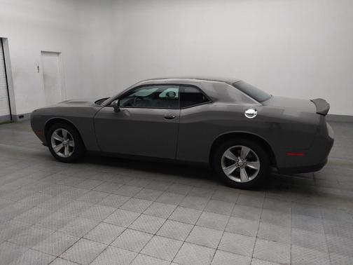 2017 Dodge Challenger SXT