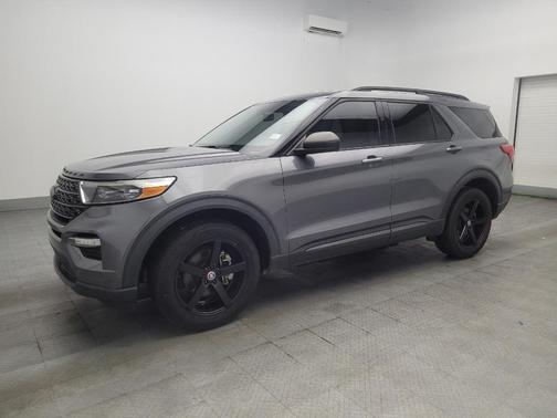 Gray 2021 Ford Explorer XLT