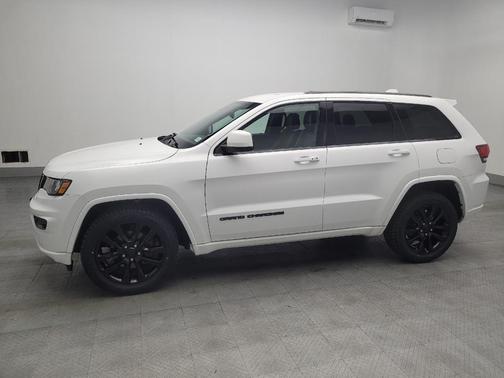 2017 Jeep Grand Cherokee Altitude