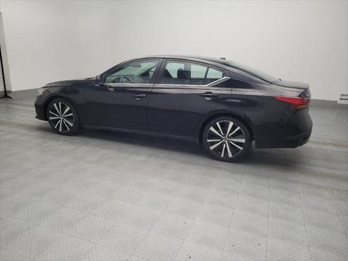 2021 Nissan Altima SR FWD