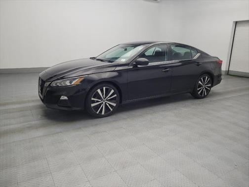 2021 Nissan Altima SR FWD