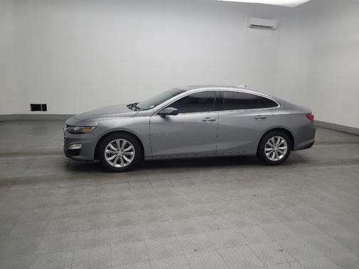 Sterling Gray Metallic 2023 Chevrolet Malibu FWD 1LT
