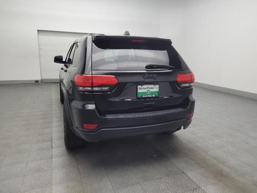 Brilliant Black Crystal Pearlcoat 2016 Jeep Grand Cherokee Laredo