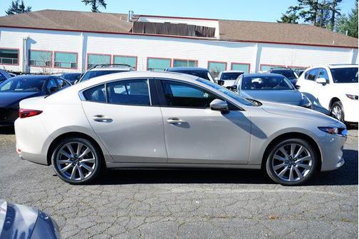 Platinum Quartz Metallic 2026 Mazda Mazda3 FWD w/Preferred Package