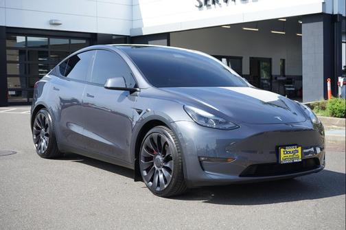 Midnight Silver Metallic 2022 Tesla Model Y Performance Dual Motor All-Wheel Drive