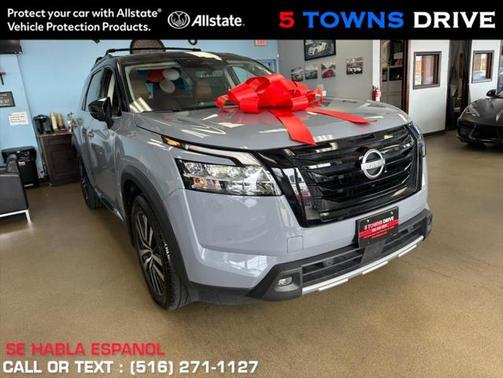 2023 Nissan Pathfinder Platinum 4WD