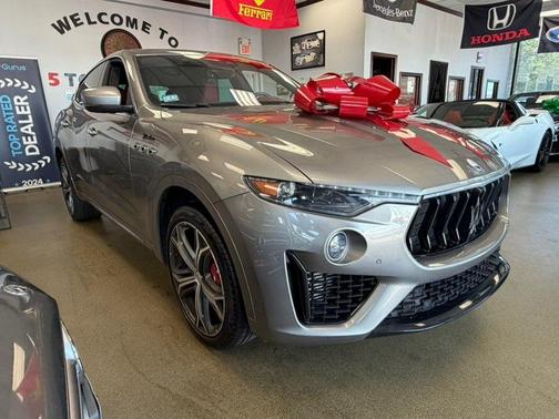 Silver 2022 Maserati Levante Modena