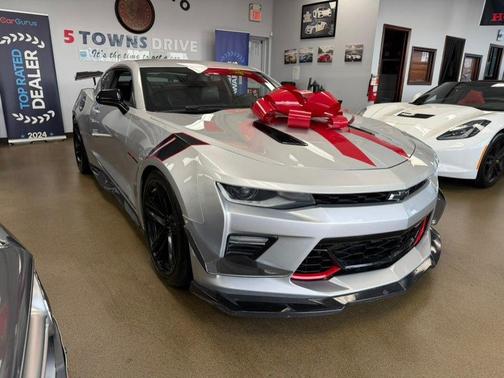 Silver Ice Metallic 2018 Chevrolet Camaro 2SS