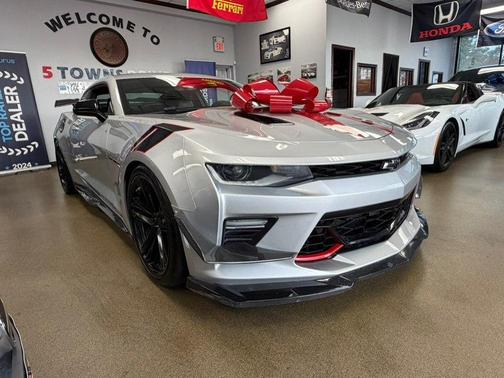 Silver Ice Metallic 2018 Chevrolet Camaro 2SS