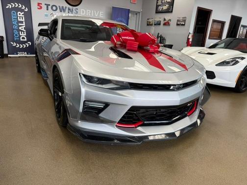 Silver Ice Metallic 2018 Chevrolet Camaro 2SS