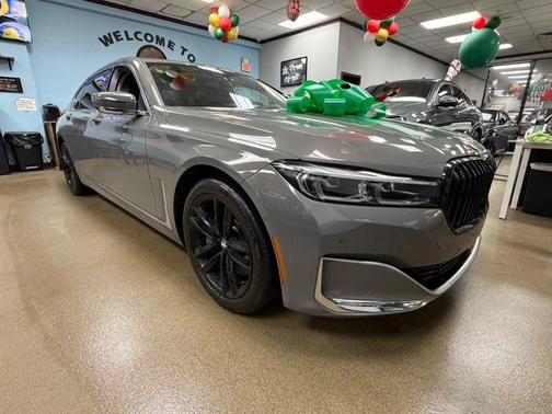 2021 BMW 750 i xDrive