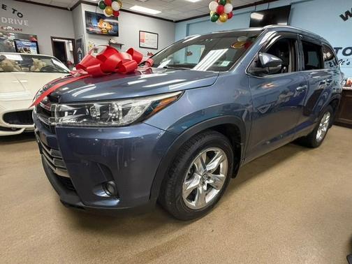 2017 Toyota Highlander Limited Platinum