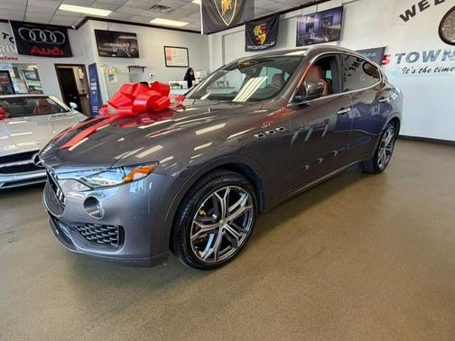 Grigio Maratea Metallic 2023 Maserati Levante GT