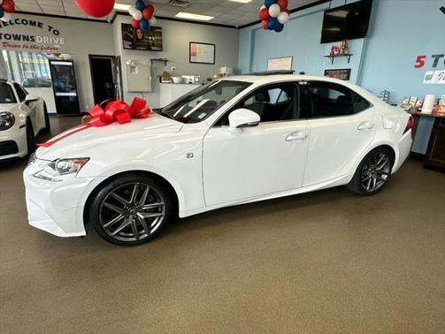 2016 Lexus IS 300 Base