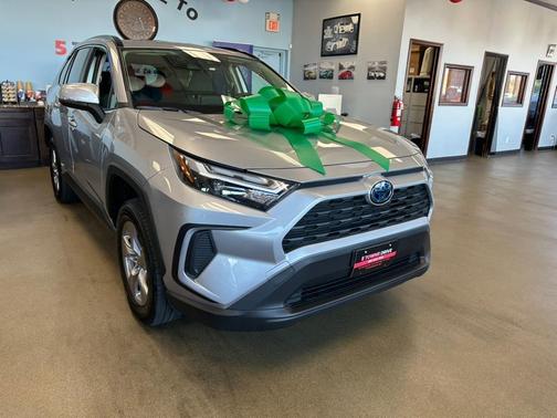 2023 Toyota RAV4 Hybrid XLE