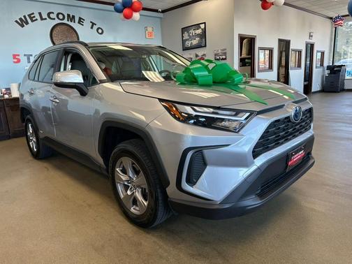 2023 Toyota RAV4 Hybrid XLE