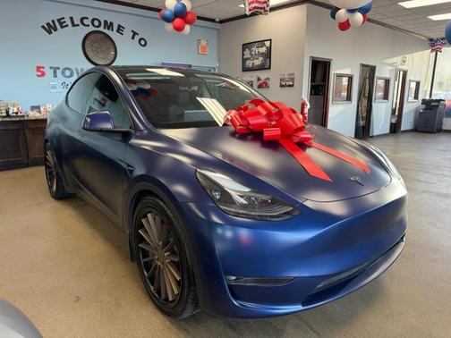 2023 Tesla Model Y Performance Dual Motor All-Wheel Drive