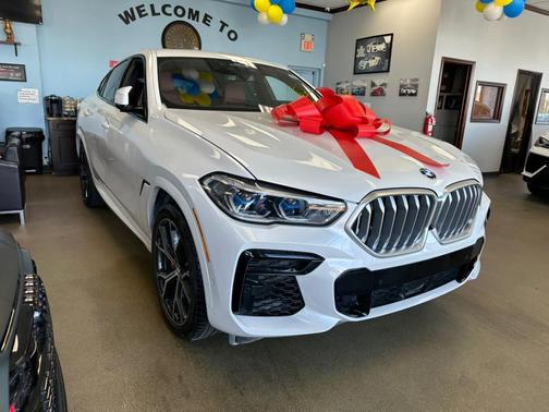 2022 BMW X6 xDrive40i