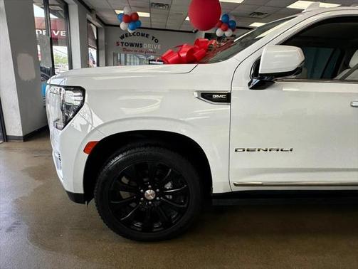 2021 GMC Yukon XL Denali