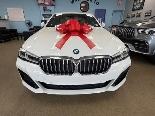 2021 BMW 530 xDrive
