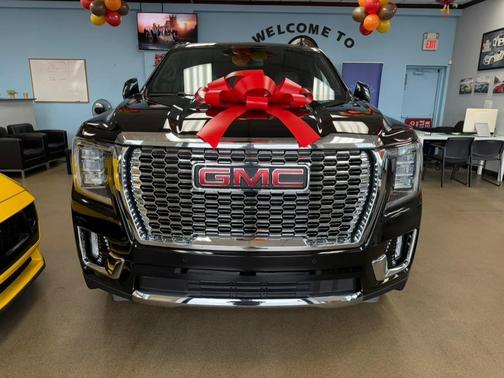 2021 GMC Yukon XL SLT