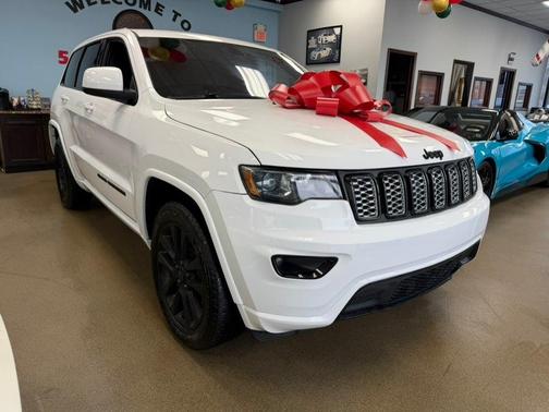 2021 Jeep Grand Cherokee Laredo