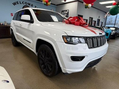 2021 Jeep Grand Cherokee Laredo