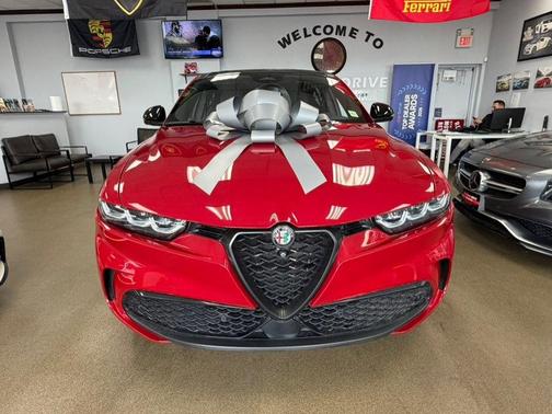 Alfa Rosso 2024 Alfa Romeo Tonale Veloce EAWD