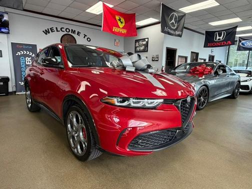 Alfa Rosso 2024 Alfa Romeo Tonale Veloce EAWD