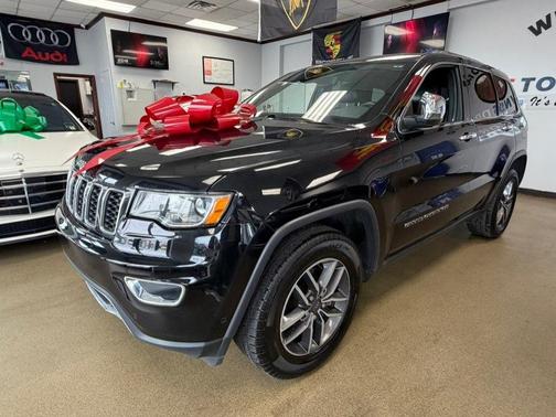 Diamond Black Crystal Pearlcoat 2019 Jeep Grand Cherokee Limited