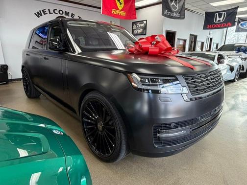 Santorini Black Metallic 2022 Land Rover Range Rover First Edition