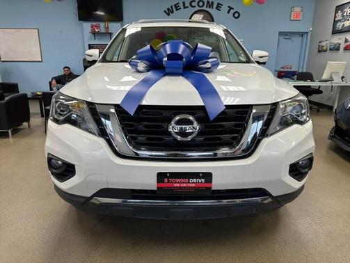 2018 Nissan Pathfinder Platinum