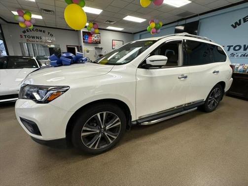 2018 Nissan Pathfinder Platinum