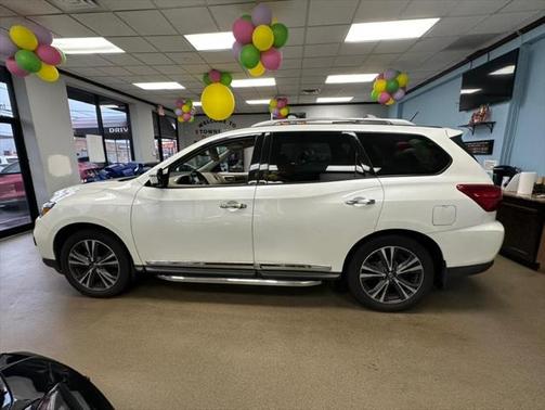 2018 Nissan Pathfinder Platinum