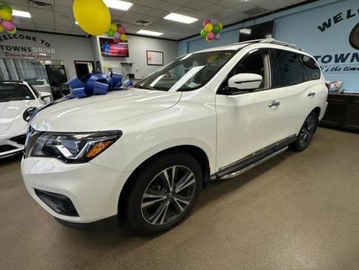 2018 Nissan Pathfinder Platinum