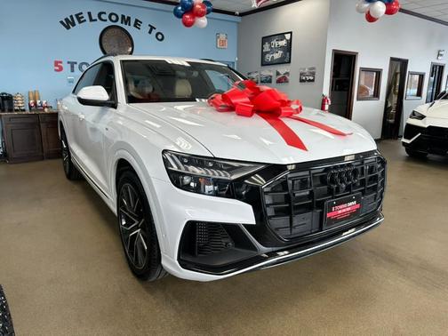 2022 Audi Q8 55 Prestige