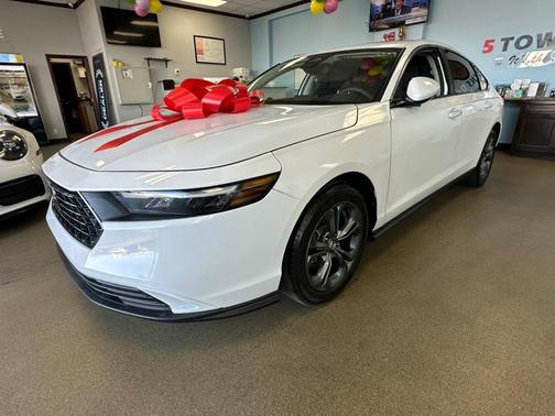 2023 Honda Accord EX 1.5T