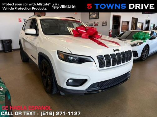 Pearl White Pearlcoat 2019 Jeep Cherokee Altitude