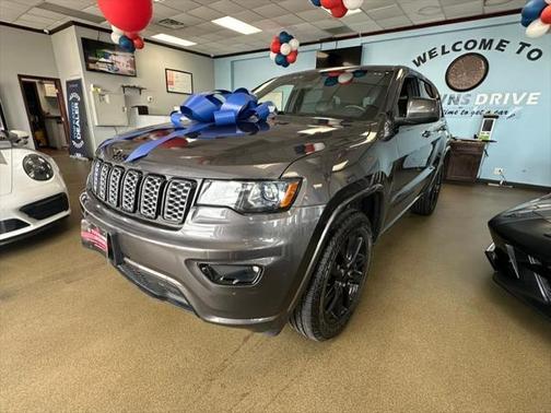 2021 Jeep Grand Cherokee Laredo