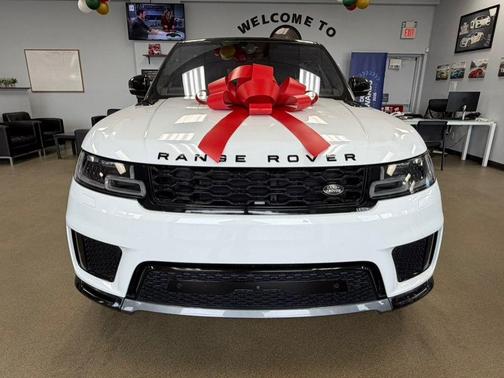 2021 Land Rover Range Rover Sport HSE Silver Edition