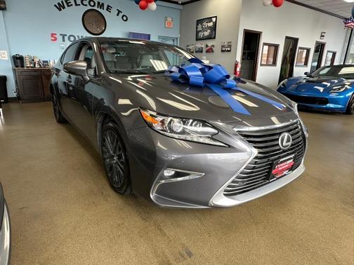 2018 Lexus ES 350 Base