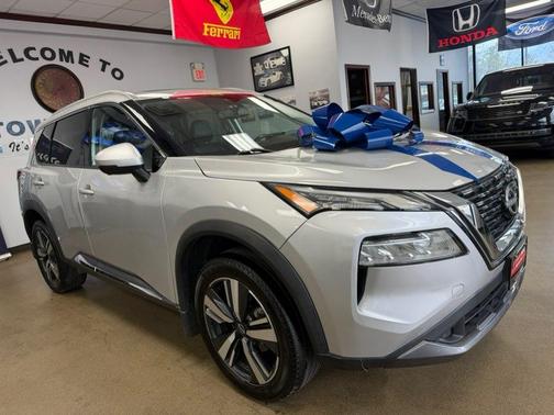 Brilliant Silver Metallic 2022 Nissan Rogue SL