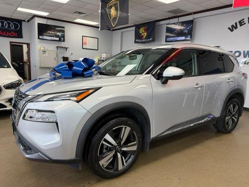 Brilliant Silver Metallic 2022 Nissan Rogue SL