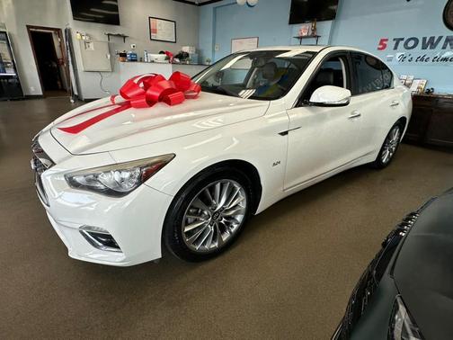 2018 INFINITI Q50 3.0t LUXE