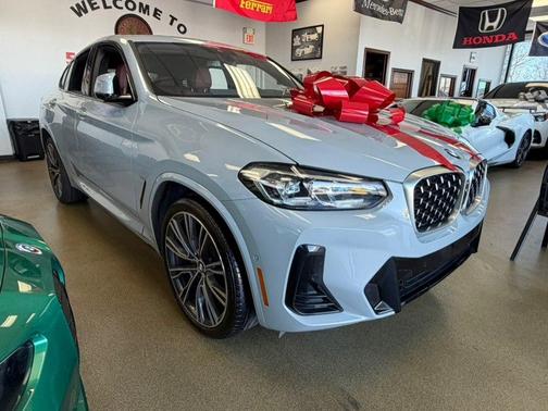 Brooklyn Grey Metallic 2023 BMW X4 xDrive30i