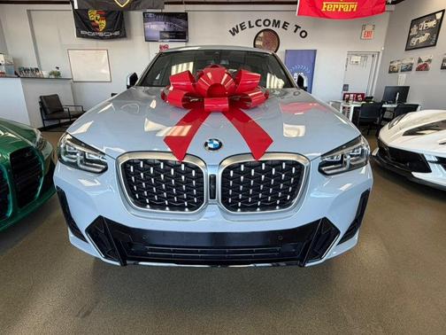 Brooklyn Grey Metallic 2023 BMW X4 xDrive30i