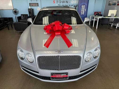 2015 Bentley Flying Spur Base