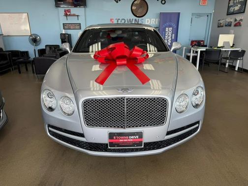 2015 Bentley Flying Spur Base